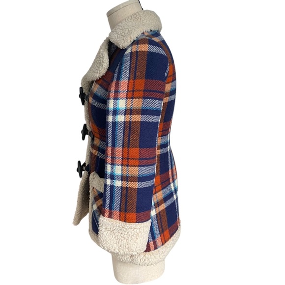 Vintage Plaid Sherpa Lined 1970s Jacket Wood Toggle Closure Wool Winter Coat - Picture 4 of 11